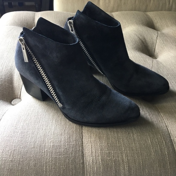 Belle by Sigerson Morrison Lara Suede‎ Zip Booties - Picture 6 of 7